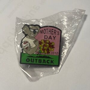 Mother's Day Outback Steakhouse Pin NWT